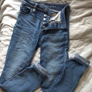 AMERICAN EAGLE NE(X)T LEVEL STRETCH JEANS